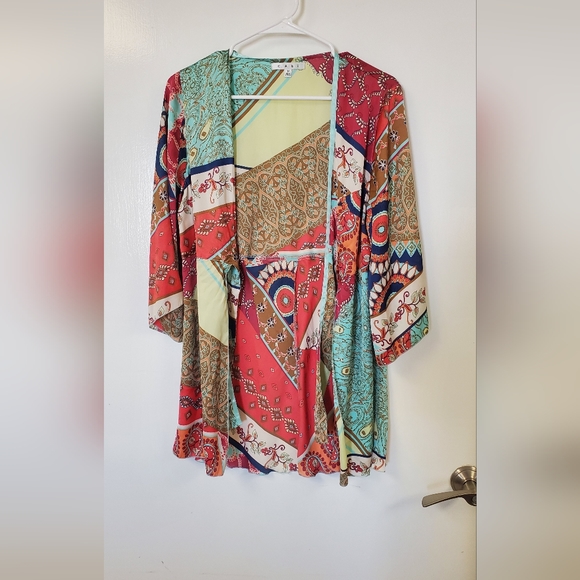 Cabi Colorful Kimono - Picture 2 of 3
